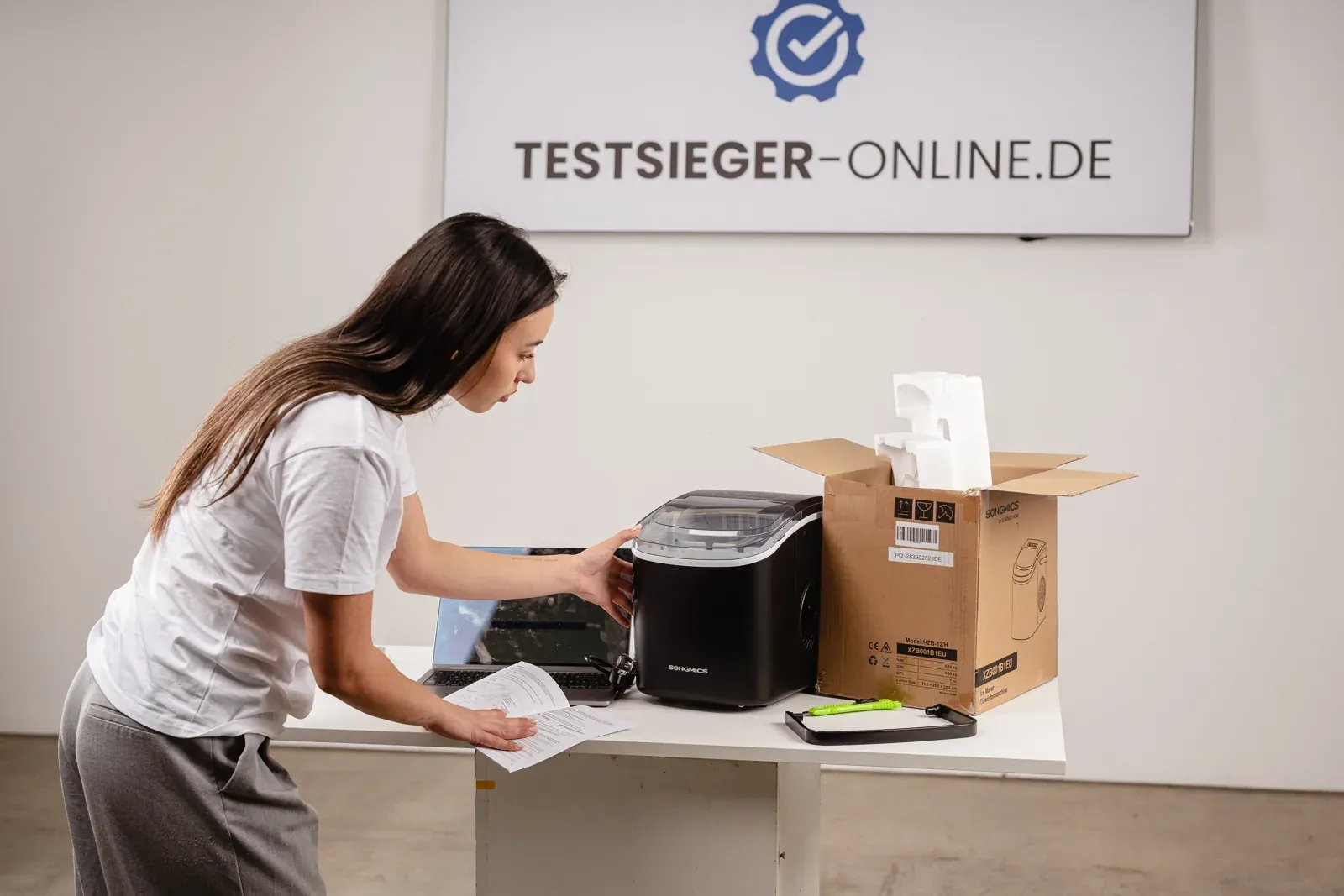 Praxistest am Arbeitstisch im Testzentrum